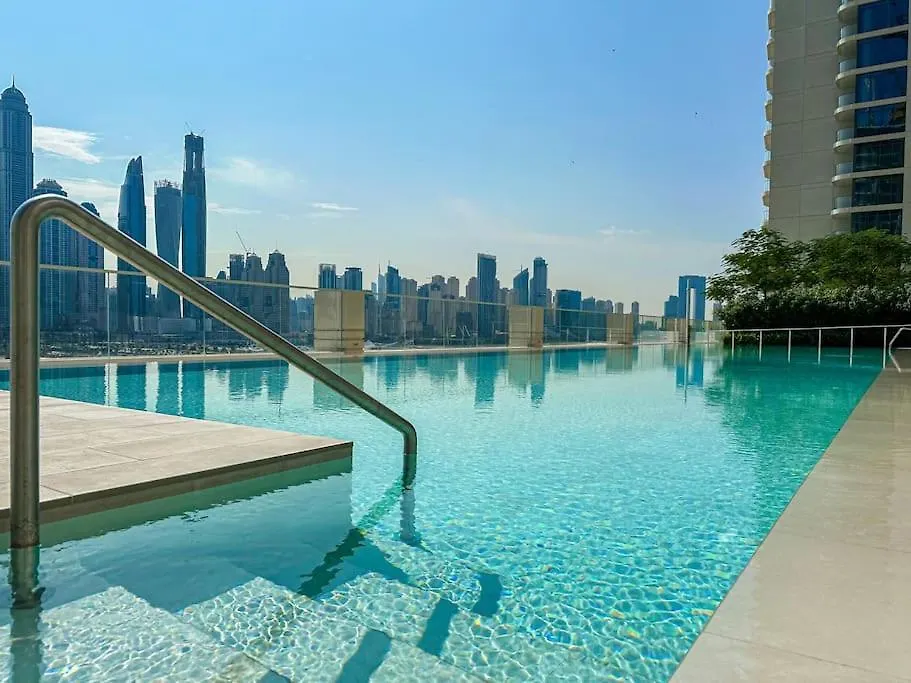 Apartmán Higuests - Emaar Beachfront Haven With Majestic Marina Views Dubaj