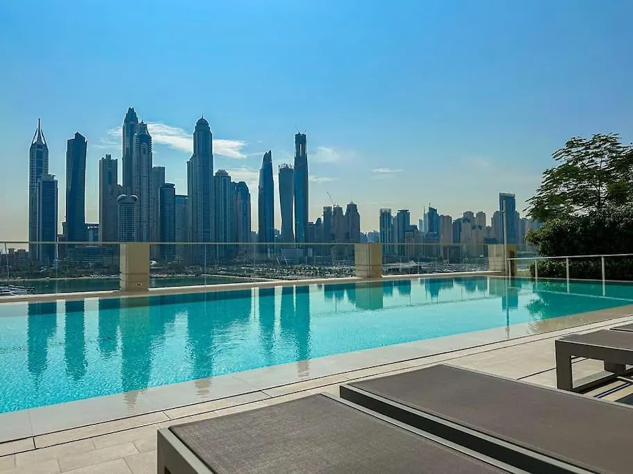Higuests - Emaar Beachfront Haven With Majestic Marina Views Dubaj Apartmán