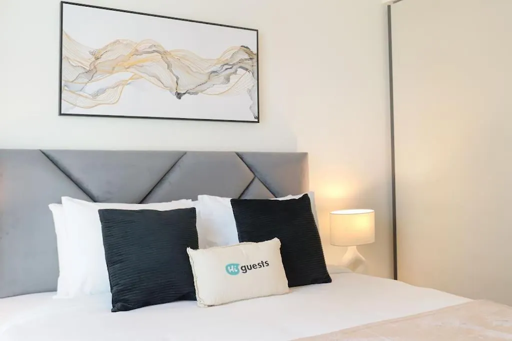 Higuests - Emaar Beachfront Haven With Majestic Marina Views Dubai Apartment