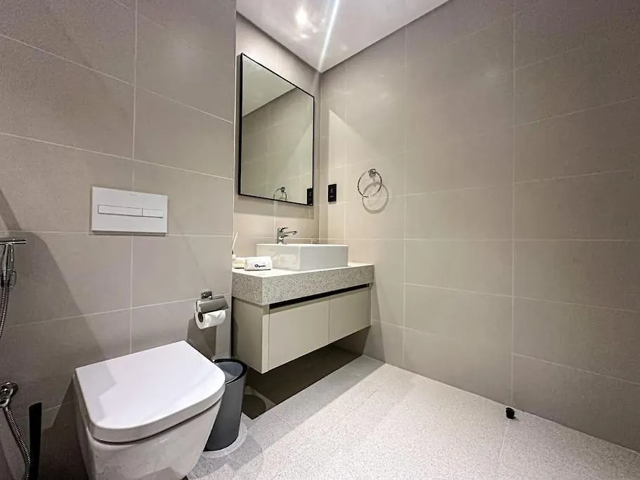 Higuests - Emaar Beachfront Haven With Majestic Marina Views Dubai 0*,  United Arab Emirates