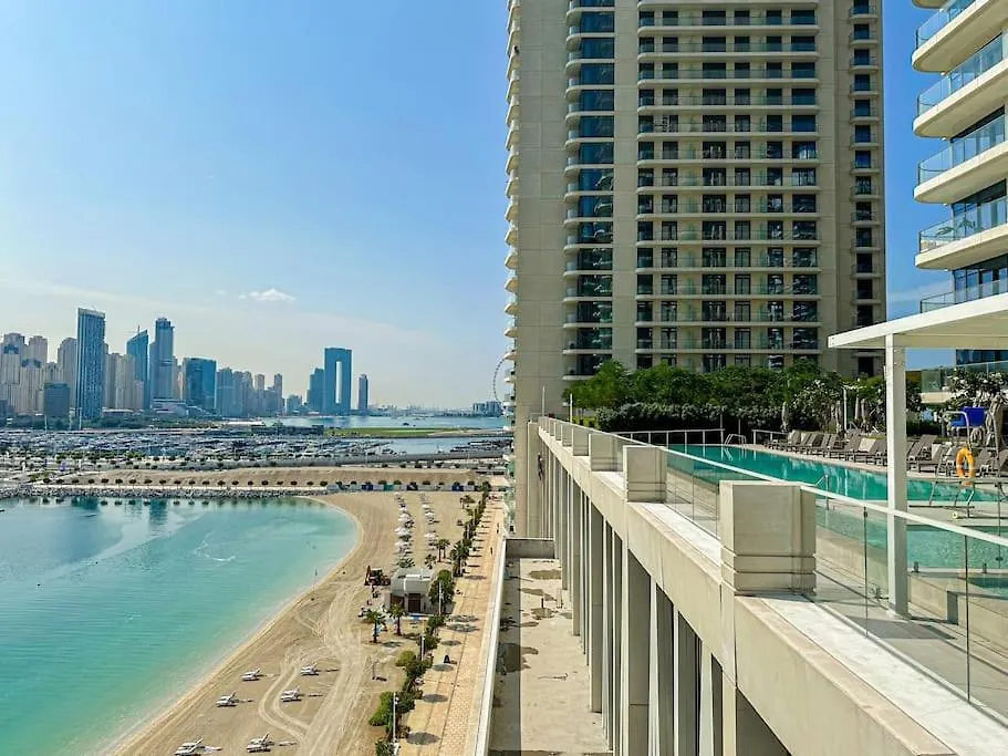 Lägenhet Higuests - Emaar Beachfront Haven With Majestic Marina Views Dubai Förenade Arabemiraten